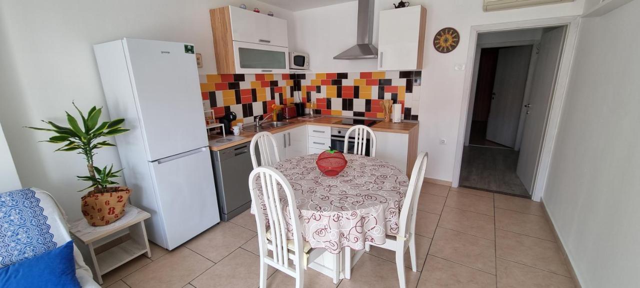 Apartment Lucky 7 Izola Buitenkant foto