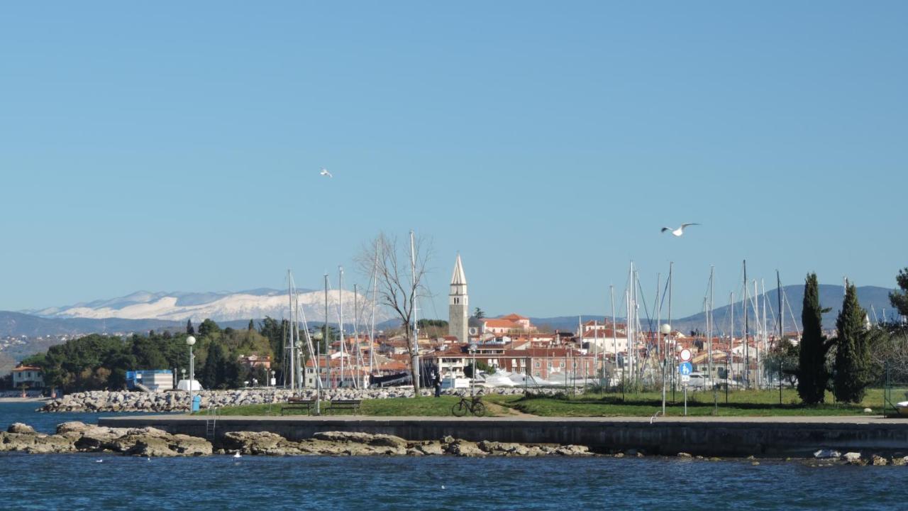 Apartment Lucky 7 Izola Buitenkant foto