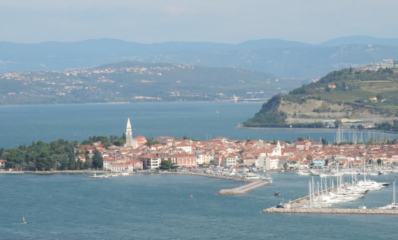 Apartment Lucky 7 Izola Buitenkant foto